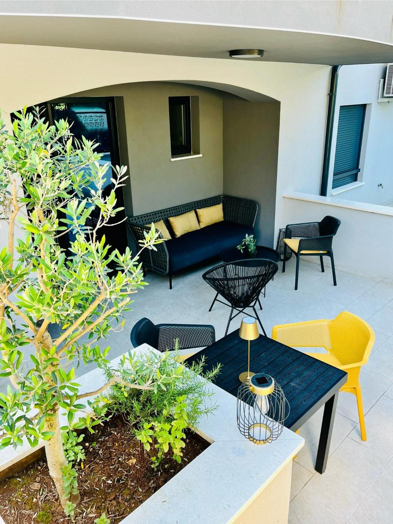 Colibri-Design&Beach Appartement Mit 40M2 Terrasse Und 2 Sups 普耶斯察纳乌瓦拉 外观 照片